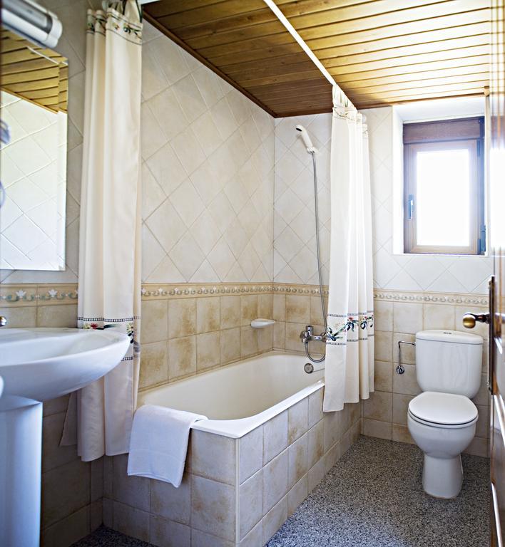 Apartamentos Casa Buisan Broto Quarto foto